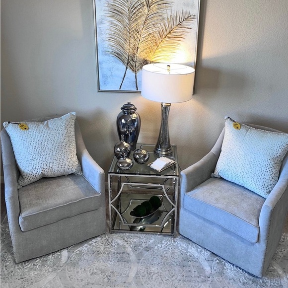 1-NWT CALLISTO HOME DECORATIVE PILLOW (please read description for details) - Picture 8 of 14